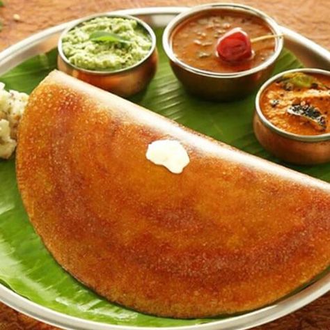 Dosa Photography, Breakfast Photography, Night Food, Indian Breakfast, Indian Food Recipes Vegetarian, Indian Dishes, Interesting Food Recipes, Indian Food Recipes, Healthy Breakfast