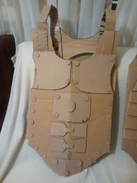 Cardboard Armor Diy How To Make, Cardboard Armor Diy, Cardboard Armor, Homemade Pirate Costumes, Pirate Costume Kids, Pirate Costume Diy, Cardboard Costume, Pirate Accessories, Knight Costume