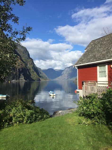 Norway Cottage, Flåm Norway, Norway Aesthetic, Flam Norway, Norway Vacation, Stavanger Norway, Europe Trip, Satellite Tv, Gap Year