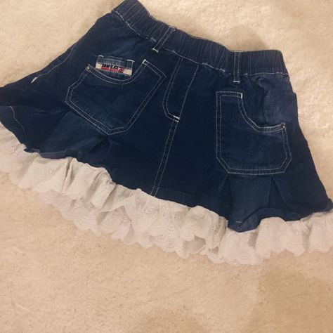 Super Cute Girls Denim Skirt. It Have White Patterned Ruffle On The Bottom. This Skirt Has 4 Pockets. Stretchy Waistband To Fit Any Size. Never Worn And New Condition. White Skirt Denim, Thrift Outfits, Shifting Closet, Cute Bottoms, Y2k Thrift, Girls Denim Skirts, Clothes Board, Jean Skirts, Y2k Skirts