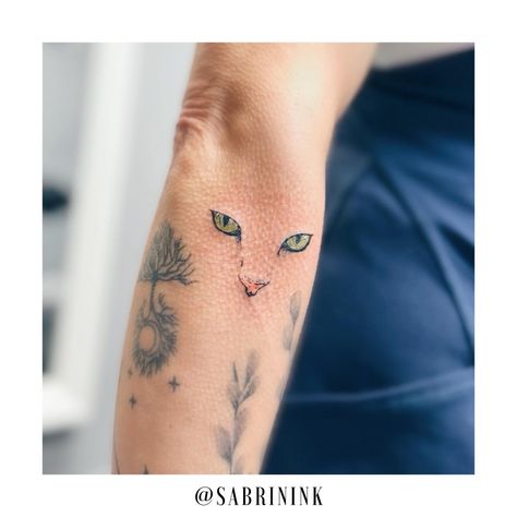 Cats eyes 👁️🐈🐈‍⬛ #pettattoos #eyetattoo #cattattoo Cat Eye Tattoo Realistic, Pet Tattoo Ideas Cats, Cat Nose Tattoo, Cat Eyes Tattoo, Cat Eye Tattoo, Cat Eye Tattoos, Nose Tattoo, Eye Tattoos, Cat Tatto