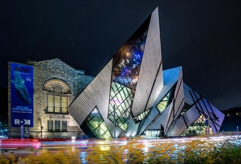 Toronto Architecture, Royal Ontario Museum, Guggenheim Museum, Museum Architecture, Downtown Toronto, Museum Exhibition, Ontario Canada, Wide Angle, Ontario