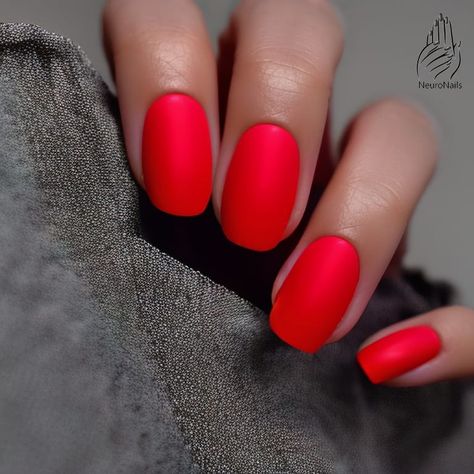 Red Matte Nails: Elegance and Style in Every Move Red Nail Matte, Red Nails Matte, Matte Red Nails, Red Matte Nails, Red And Gold Nails, Red Nails Glitter, Nail Photos, Matte Red, Gradient Nails