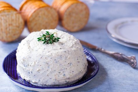 Boursin Cheese (Homemade) Recipe - Food.com Homemade Boursin Cheese Recipe, Boursin Cheese Recipes, Feta Cheese Dip, Football Recipes, Best Thanksgiving Appetizers, Best Christmas Appetizers, Best Dip Recipes, Cheese Homemade, Boursin Cheese