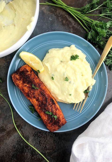 Mashed Potatoes And Salmon, Salmon And Mashed Potatoes, Salmon With Mashed Potatoes, Salmon Mashed Potatoes, Best Mashed Potatoes Recipe, Picnic Meals, The Best Mashed Potatoes, Make Mashed Potatoes, Healthy Mashed Potatoes