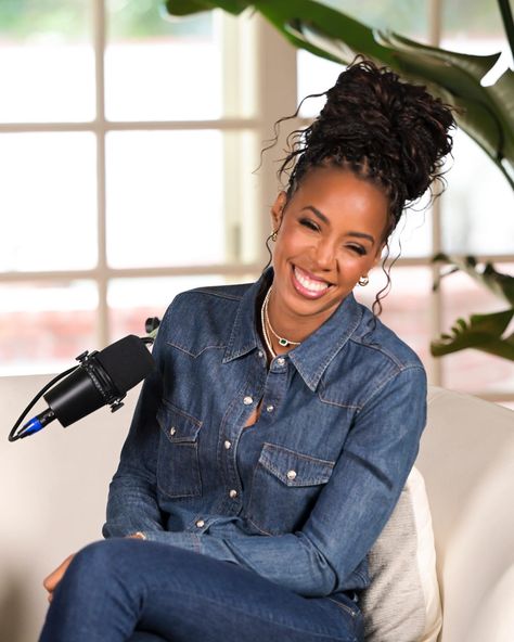 Kelly Rowland Photoshoot, Kelly Rowland Aesthetic, Kelly Rowland Outfits, Baddie With Locs, Kelly Rowland 90s, Kelly Rowland Bob, Kelly Rowland Hairstyles, Grownish Hairstyles, Kelly Rowland Makeup