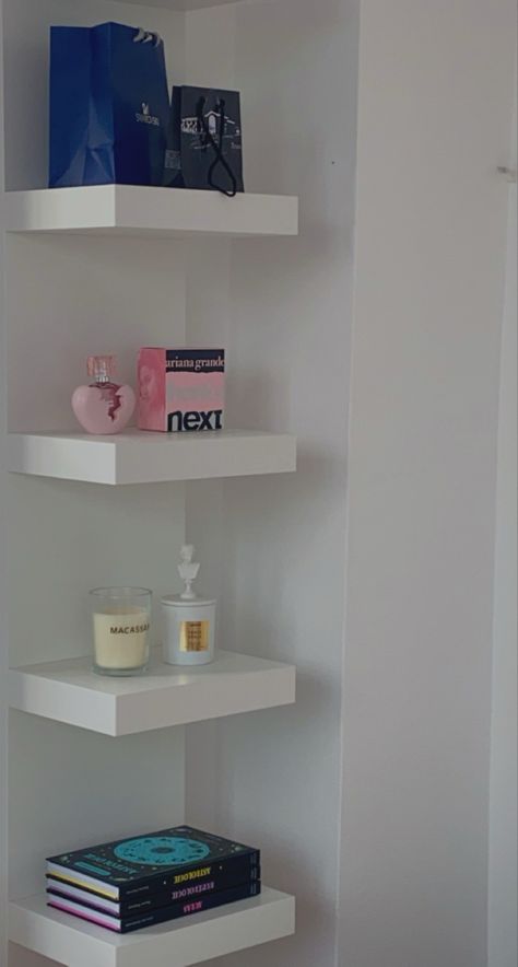 pastel aesthetic bedroom shelves ideas Cute Room Shelves, White Shelves Bedroom, Shelf Ideas For Bedroom, Bedroom Shelves Ideas, Aesthetic Shelves, Pastel Aesthetic Bedroom, Room Wishlist, Bedroom Shelves, White Wall Shelves