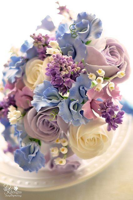 andream7 | Flickr - Photo Sharing! Periwinkle Wedding, Periwinkle Dress, Wedding Motifs, Prom Flowers, June Wedding, Sweet Peas, Cute Wedding Ideas, Clay Flowers, Sugar Flowers