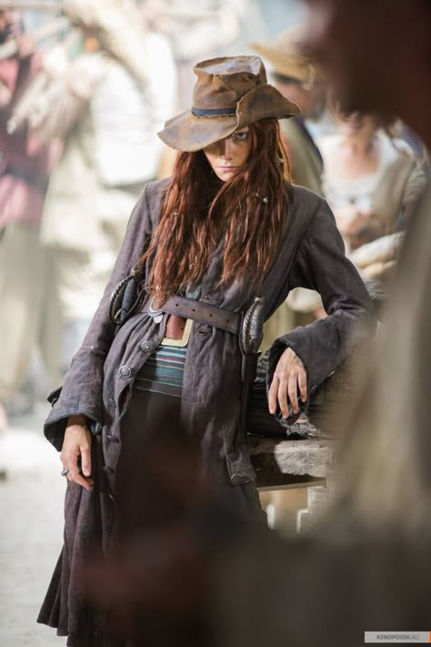 Anne Black Sails, Pirates Aesthetic, Black Sails Anne Bonny, Black Lilith, Black Sails Starz, Clara Paget, Anne Bonny, Fantasy Outfits, Pirate Queen