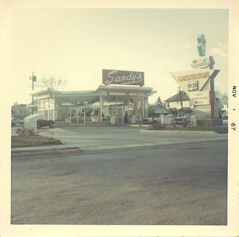 limegum: Drive-in - Sterling, illinois, 1967 Retro Stuff, Chicago Photos, Pictures Of People, Ronald Reagan, Betty Crocker, My Brain, Drive In, Back In The Day, Vintage Signs