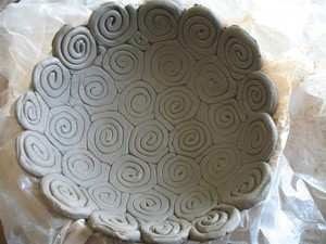 clay swirls bowl Coil Bowl, Coil Pot, Clay Lesson, Coil Pottery, Coil Pots, Kids Clay, Kids Pottery, Bowl Plate, Clay Bowl