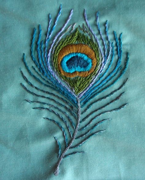 Embroidery Designs By Hand, Embroidered Peacock, Peacock Embroidery Designs, Feather Embroidery, New Embroidery Designs, Creative Embroidery, Simple Embroidery, Sewing Embroidery Designs, Hand Embroidery Art