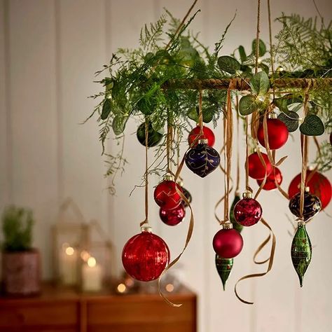 John Lewis Christmas Decorations, Table Arch, Christmas Arch, Budget Christmas, John Lewis Christmas, Arch Ideas, Christmas Decorating Ideas, Cheap Christmas, Christmas On A Budget