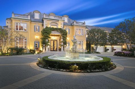 The most expensive celebrity homes ever | loveproperty.com Beverly Park, Double Staircase, Marble Fireplace Surround, Waterfall Fountain, Master Retreat, Rod Stewart, Country Estate, Celebrity Houses, Gated Community