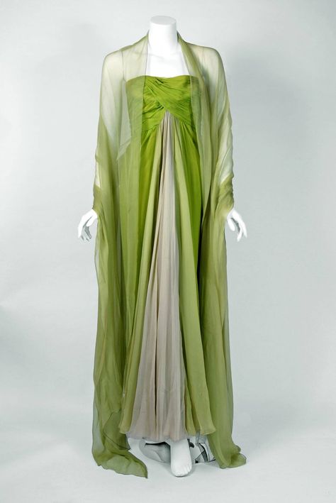 Light Green Fantasy Dress, Green Goddess Dress, Greek Goddess Inspired Dress, Naboo Fashion, 70s Evening Gown, Green Wardrobe, Light Green Dress, Lime Green Dress, Grecian Dress