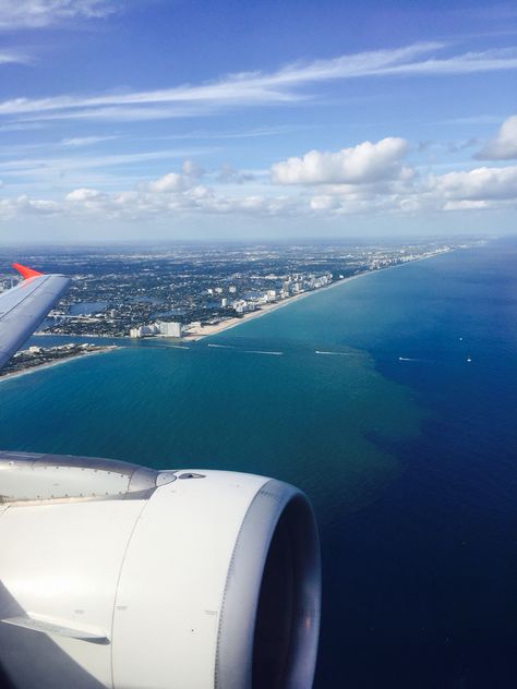 Fort lauderdale FLA Flight View, Fort Lauderdale Airport, Drinks Starbucks, Airplane Food, Dubai Airport, Fort Lauderdale Florida, Summer 22, Travel List, Fort Lauderdale