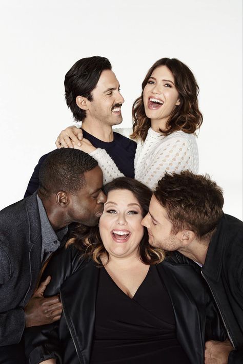 This Is Us Serie, Must Watch Movies, Kate Baby, Us Wallpaper, Amazon Prime Shows, Jake Johnson, Justin Hartley, Milo Ventimiglia, Mandy Moore