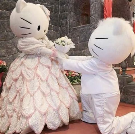 Hello Kitty Wedding Dress, I Love My Girl, Hello Kitty Wedding, Love My Girl, Charmmy Kitty, Hello Kitty Clothes, Hello Kitty Aesthetic, Love My Boyfriend, Hello Kitty Plush