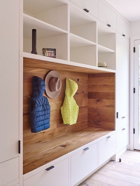 Cupboard Design Wardrobe, Contemporary Mudroom, Bedroom Cupboard Ideas, Entryway Interior, Latest Cupboard Designs, Contemporary Remodel, Built In Dresser, Mudroom Design, Laundry Room Inspiration