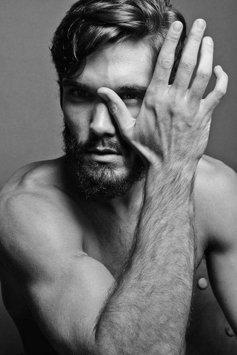 Wow Photo, Male Hands, Male Portrait, Guy Pictures, Portrait Inspiration, 인물 사진, Facial Hair, Male Body, Male Beauty