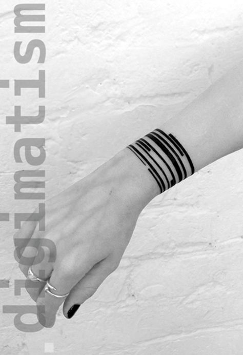 minimal-tattoo-designs-by-stanislaw-wilczynski-7 Artistic Tattoos, Tatoo 3d, Tattoo Line, Tattoo Wrist, Handpoke Tattoo, Arm Band Tattoo, Tattoo Bracelet, Band Tattoo, Line Tattoos