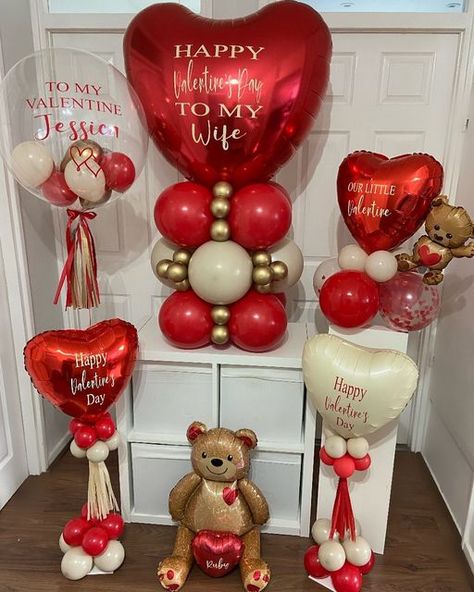 Balloon Design London/Islington on Instagram: "❤️🧸START DROPPING HINTS NOW!!🧸❤️ ❤️Valentines collection 2023 ❤️ Oh it’s special. 🧸❤️ Collection from 11th Feb until 13th. All balloons can be personalised with a message of choice. As with any other booking, your order is only secure once a payment has been received. Please DM to order 📩 #valetinesday #valentines #valentinesballoons #valentineslondon #londonballoons #islingtonballoons #popartevents #balloonsofinstagram #balloonstylist #persona Diy Valentine Gifts For Him, Balloon Arch Birthday Party, Valentines Balloons Decorations, Valentines Nail Designs, Valentines Balloons Bouquet, Balloon Decorations Diy Tutorials, Crafts Valentines Day, Balloon Decoration Ideas, Valentine Gifts For Him