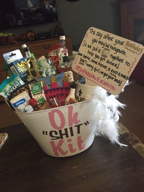 21st Hangover Kit, 21st Birthday Survival Kits For Her, Hangover Basket 21st Birthday, 21st Birthday Recovery Kit, Hangover Basket Ideas, Diy Hangover Kit Birthday, Hangover Gift Basket, 21st Birthday Goodie Bags, Hangover Basket