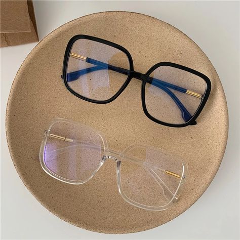 Big Glasses Frames, 1960s Glasses, 70s Glasses, Moodboard Images, Closet Revamp, Gender Euphoria, Retro Glasses Frames, Glasses Inspo, Cute Glasses Frames