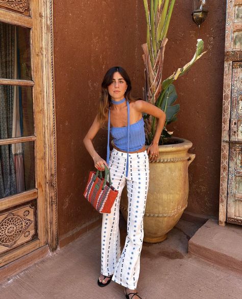 vicmontanari Italian Summer Outfits, Italy Outfits, City Outfits, Boho Chic Outfits, Stockholm Fashion, Chic Dresses, Outfits Women, Spring Summer Outfits, Summer Outfits Women