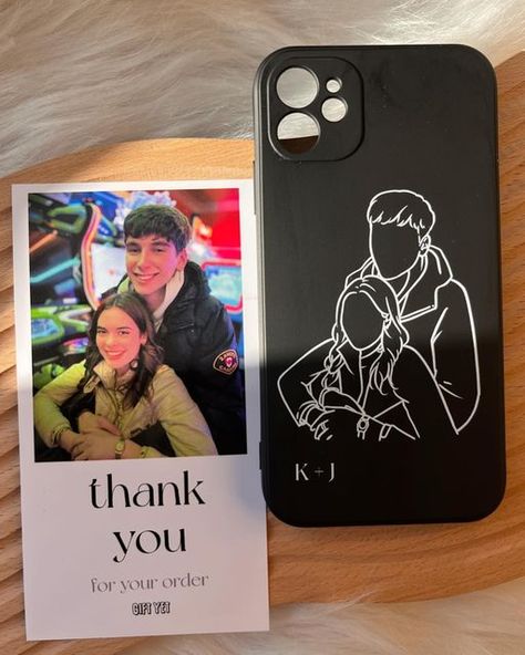 Phone Cases For Boyfriend, Phone Case For Boyfriend, Cricut Phone Case Ideas, Cricut Phone Case, Matching Phone Cases Bff, Phone Case Customize, Bff Iphone Cases, Phone Cases Design