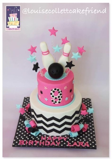 Bowling Themed Birthday Party Cake, Ten Pin Bowling Cake, Bowling Theme Cake, Bowling Cake Ideas, Bowling Birthday Cake, Kids Bowling Party, Bowling Cake, Ten Pin Bowling, Kid Cakes