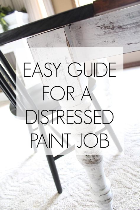 Distressed Kitchen Tables, White Distressed Furniture, Chalk Spray Paint, Distressing Painted Wood, Distressed Furniture Diy, Painted Kitchen Tables, Spray Paint Furniture, Distressed Furniture Painting, Distressed Kitchen