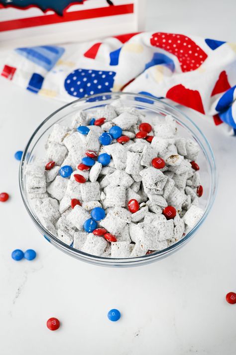 Blue Puppy Chow, Patriotic Puppy Chow, Patriotic Puppy, Pillsbury Sugar Cookies, Chex Party Mix, Muddy Buddies Recipe, Puppy Chow Recipes, Patriotic Desserts, 4th Of July Desserts