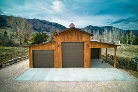 Pole Buildings Garage, Shop Barn Combo, Metal Outbuilding Ideas, Pole Barn Organization Ideas, Large Garage, Farm Shop Buildings, Pole Barn With Porch, Pole Barns, Rv Pole Barn Ideas