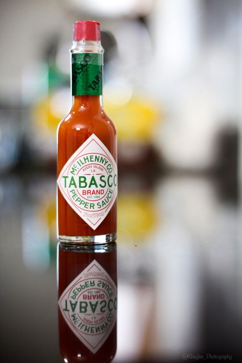 Sauce Photography, Taco Food, Bottle Photography, Tabasco Pepper, Broken Bottle, Bottle Design Packaging, Tabasco Sauce, Hot Sauces, Fruit Painting