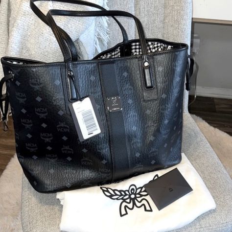 Mcm tote bag Mcm Purse Outfit, Mcm Bags Purses, School Tote Bag Aesthetic, Black Mcm Bag, Mcm Bag Outfit, Mcm Aesthetic, Mcm Tote Bag, Personal Friend, Mcm Purse