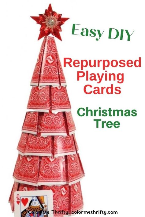 Repurposed Playing Cards into DIY Christmas Tree Diy Felt Poinsettia, Funky Diy, Playing Card Crafts, Tree Day, Alternative Christmas Tree, Hallmark Christmas Movies, Easy Christmas Diy, Diy Christmas Cards, Gift Bows