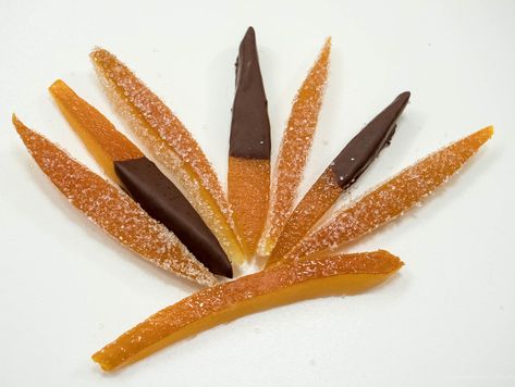 Candied Orange Peel is an easily made treat to eat, to use in baking, or to give as a gift. Simple to make, this addictive treat is welcome anytime. Candied Grapefruit, Orange Yogurt, Grapefruit Recipes, Grapefruit Peel, How To Temper Chocolate, Candied Orange Peel, Christmas Candy Recipes, Yogurt Cake, Candied Fruit