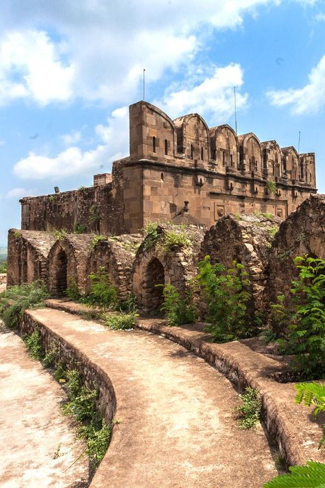 12 Historical Places In Pakistan You Need To Visit Places In Pakistan, Mughal Architecture, Historical Places, Natural Heritage, Historical Landmarks, Ancient Architecture, Historical Place, Ancient Ruins, United Nations