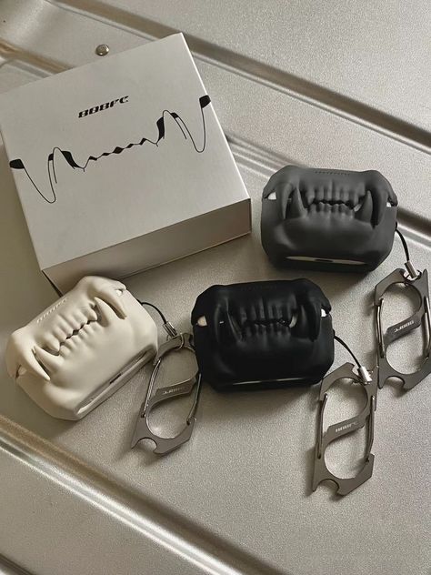 Cool Airpod Cases, Tiger Tooth, Dope Jewelry Accessories, Keychain Black, Tech Jewelry, Airpod Cases, Earbuds Case, Airpods Pro Case, Dope Jewelry