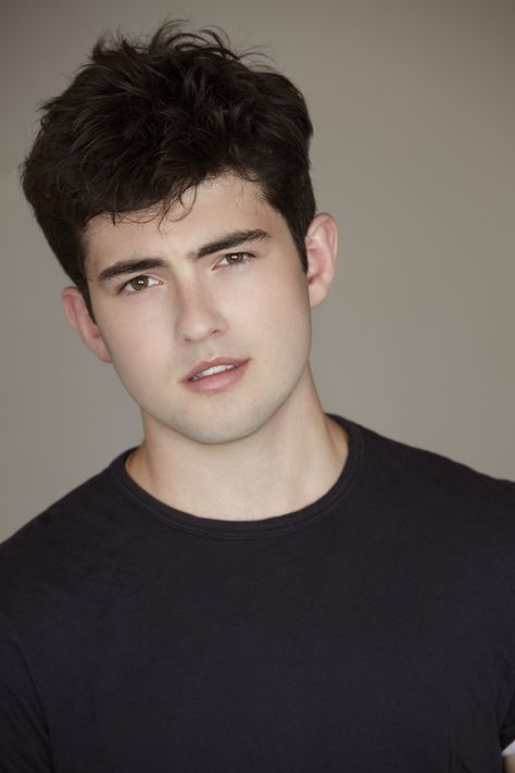 Young Derek Hale, Derek Teen Wolf, Ian Nelson, Teen Wolf Memes, Teen Wolf Mtv, Teen Wolf Cast, Derek Hale, Child Actors