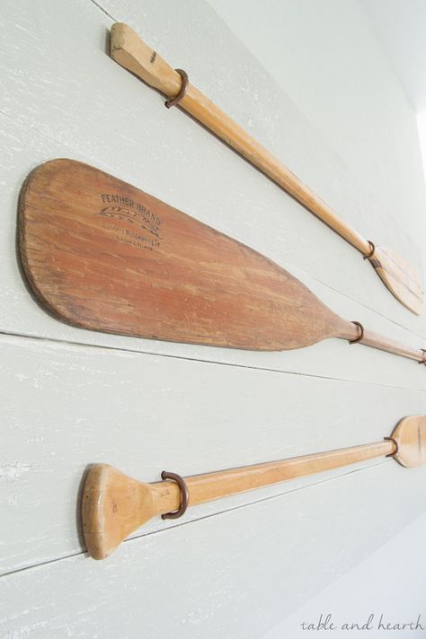 How To Decorate With Boat Oars, Oars On Wall Decor Ideas, Rustic Cabin In The Woods, Painted Paddles, Farmhouse Beach, Lake Ideas, Boat Oars, Retirement House, Board Table