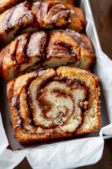 Cinnamon Swirl Quick Bread, Easy Homemade Bread, Cinnamon Bread Recipe, Cinnamon Roll Bread, Cinnamon Swirl Bread, Swirled Bread, Cinnamon Bread, Easy Cinnamon, Simply Irresistible