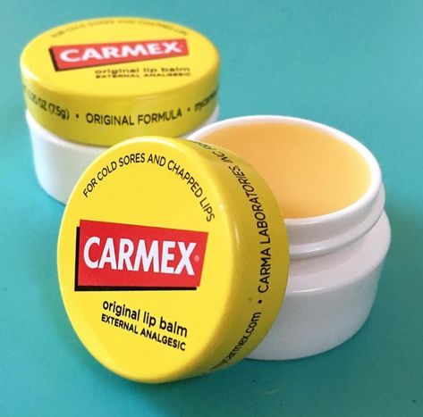 Carmex Classic Lip Balm Jar Carmex Lip Balm Aesthetic, Carmex Lip Balm, Apply Lipstick, Lip Balm Collection, Kissable Lips, Under Eye Concealer, How To Apply Lipstick, Lip Products, Eye Concealer