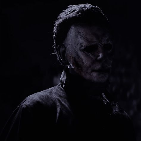 Halloween Kills Icons Micheal Myers Pfp, Slasher Pfp, Michael Myers Pfp, Michael Myers Fan Art, Halloween Profile Pics, Icon Halloween, Michael Myers Art, Don't Fear The Reaper, Dark Triad