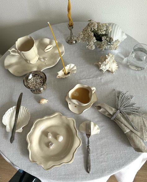 Doing Dishes Aesthetic, Vintage Cutlery Aesthetic, Pottery Candle, Clay Plates, Dinner Party Table, Tableware Design, Candle Craft, Coffee Shop Decor, Ceramics Ideas Pottery