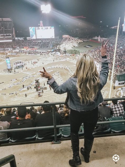 Happy Sunday Funday friends! ❤ We had such a blast at Supercross last night. ✌ See my stories for more! Chad Reed Fan Forevs 😘 My denim is BOGO 50% off and my denim jacket is 50% off with code WANT ❤ Shop my look by following me on the @liketoknow.it app or by clicking the link in my bio 😍 http://liketk.it/2zrHw #liketkit Supercross Outfit Women, Motorcross Outfits, Supercross Outfit, Chad Reed, Happy Sunday Funday, Track Outfits, Dirt Biking, Race Day Outfits, Dirt Track