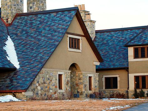 Blue Roof Tiles, Shingled Roof, Roll Roofing, Roof Work, Blue Roof, Roof Ideas, Amazing Houses, Building Roof, Asphalt Shingles