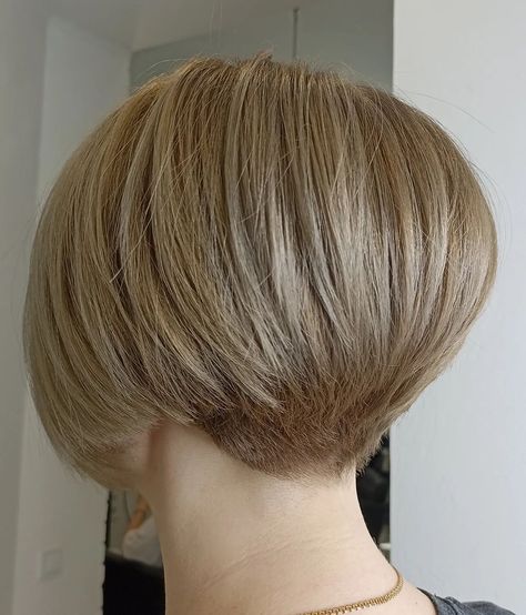 Cropped Stacked Bob with Nape Undercut Curly Stacked Bob Haircut, Brown Bobs, Super Short Bob, Bob With Undercut, Short Bob With Undercut, Curly Stacked Bobs, Undercut Bob Haircut, Short Stacked Bob Haircuts, Latest Bob Hairstyles