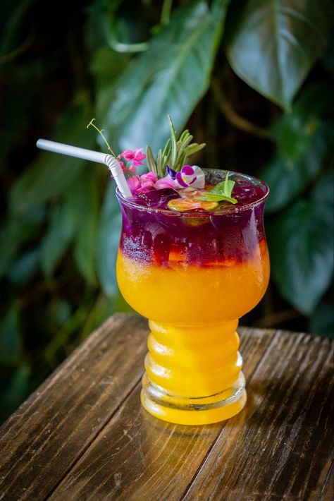 Thai traditional drink , the Kamquat and Butterfly pea flower #khaokwanrestaurant #drink #traditional #food #yummy #delicious #fresh #best #restaurant #thailand #thaifood Thai Drinks Non Alcoholic, Thailand Food Restaurants, Chinese Drinks, Thai Drinks, Chinese Drink, Thai Food Menu, Dream Restaurant, Best Thai Food, Thailand Food